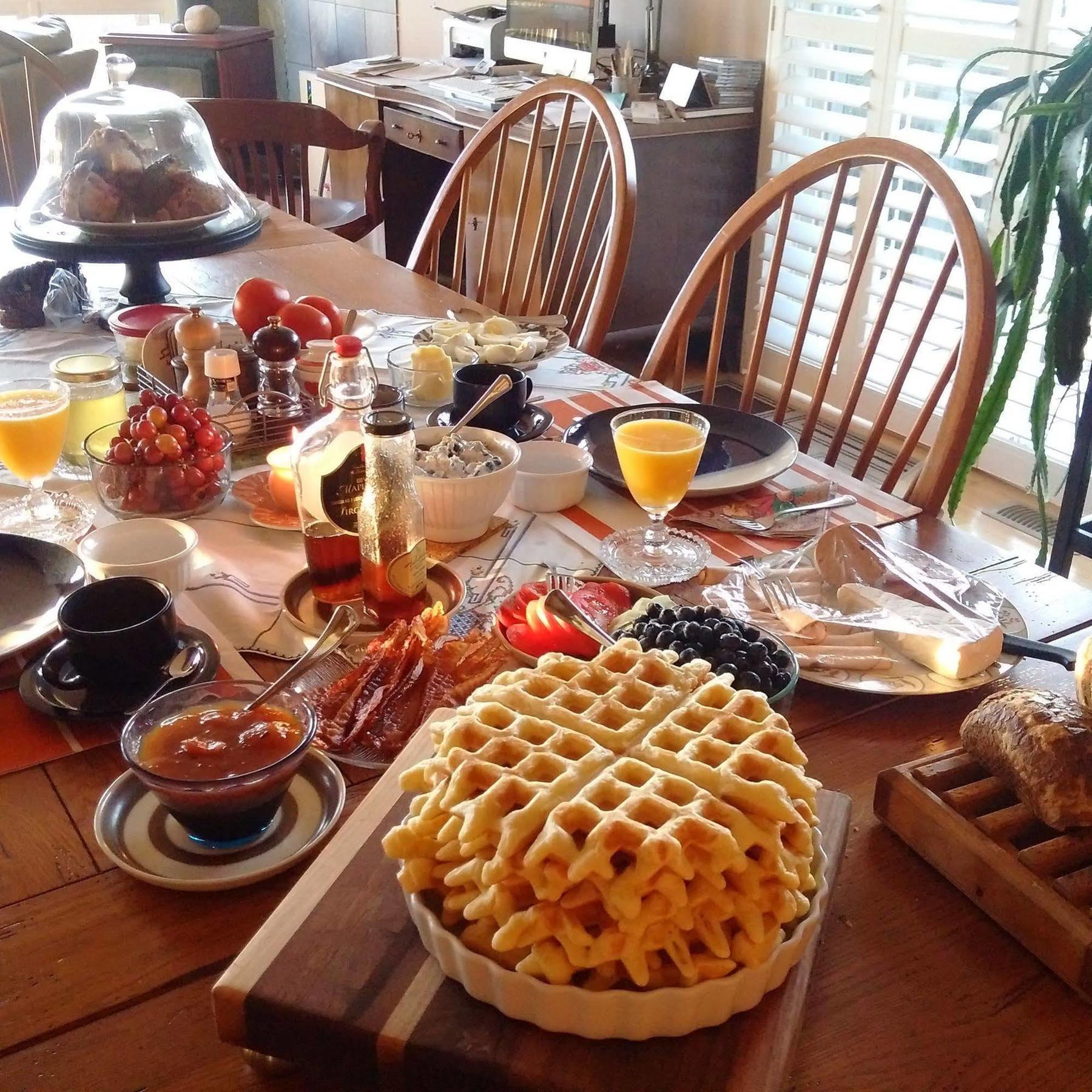 Our Valley View Bed & Breakfast ハンプトン エクステリア 写真